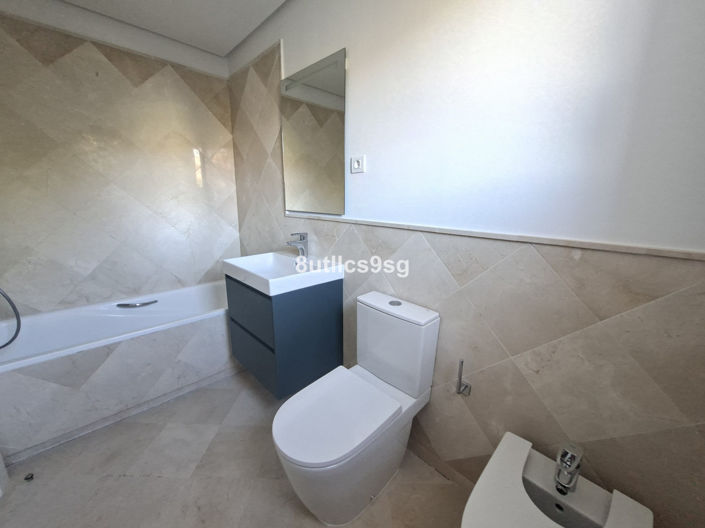 Image No.33-2 Bed Apartment for sale