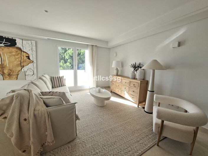 Image No.9-2 Bed Apartment for sale