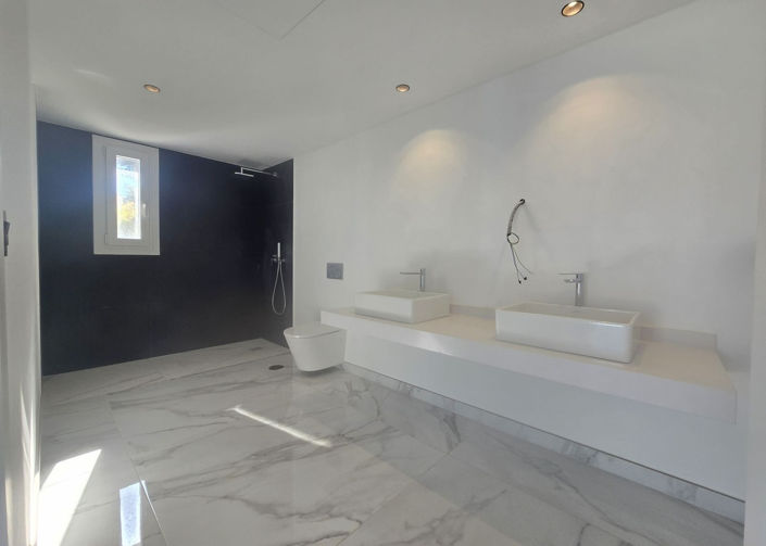 Image No.27-4 Bed Villa for sale