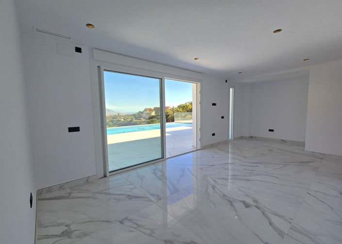 Image No.6-4 Bed Villa for sale