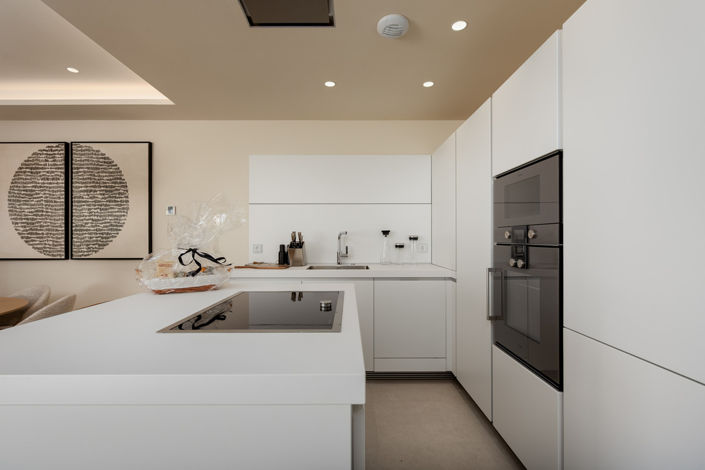 Image No.8-3 Bed Apartment for sale