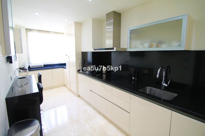 Image No.22-3 Bed Apartment for sale