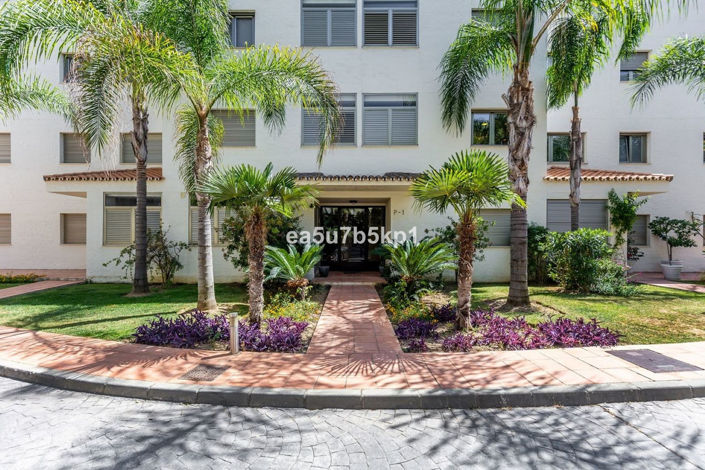 Image No.32-3 Bed Apartment for sale