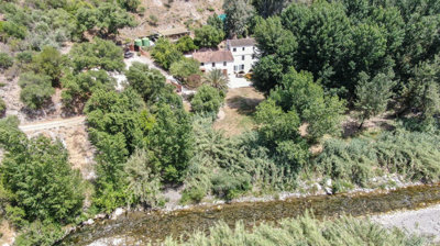 4-c23c0f86247804fa50226aecd8b0b2c8