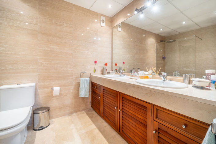 Image No.23-Villa de 3 chambres à vendre à Elviria