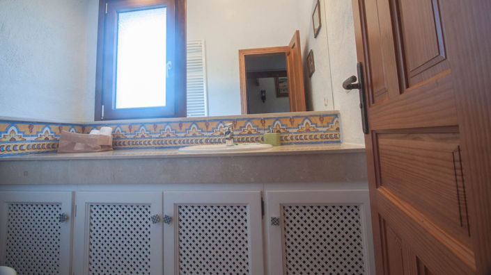 Image No.46-5 Bed Finca for sale