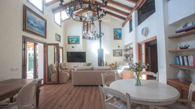 7-aa4cc561180b369757c0bb4af9886cd3