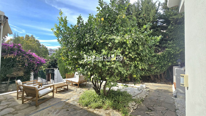 Image No.2-3 Bed Villa for sale