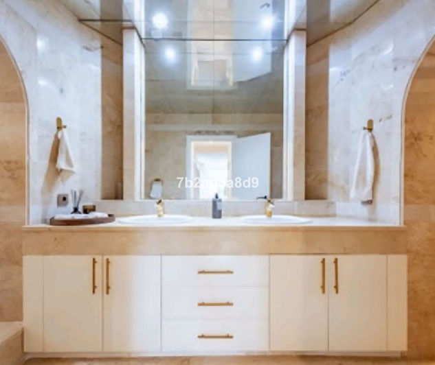 Image No.23-3 Bed Villa for sale