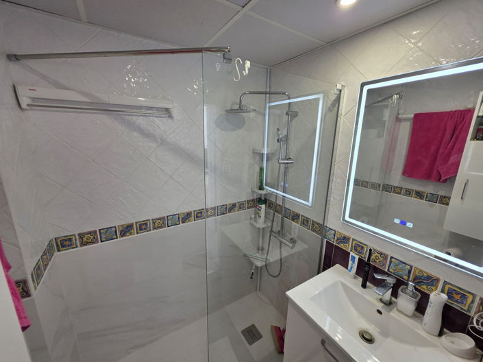 Image No.13-2 Bed Apartment for sale