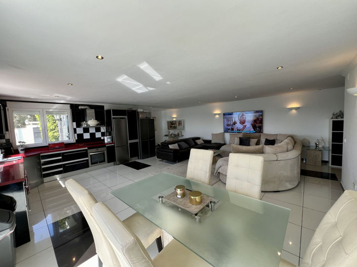 Image No.21-5 Bed Villa for sale