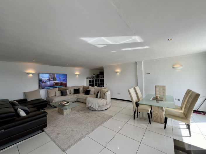 Image No.23-5 Bed Villa for sale