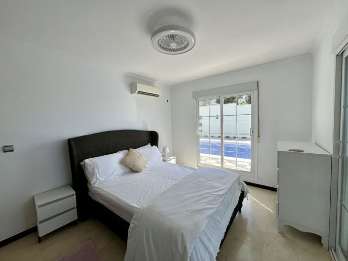 Image No.45-5 Bed Villa for sale