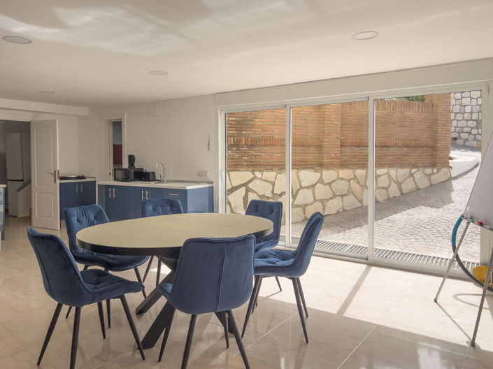 Image No.28-4 Bed Villa for sale