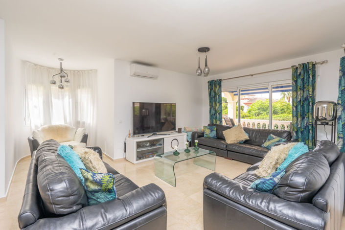 Image No.29-4 Bed Villa for sale