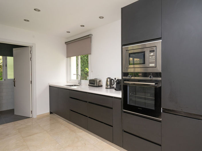 Image No.34-4 Bed Villa for sale