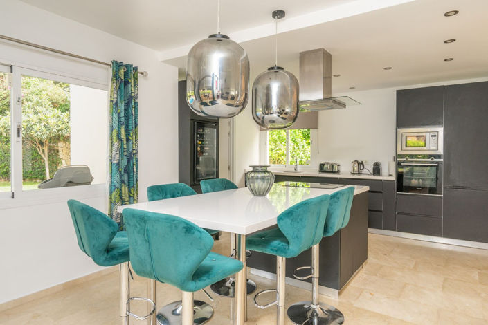 Image No.5-4 Bed Villa for sale