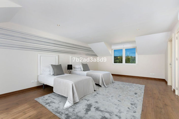 Image No.14-6 Bed Villa for sale