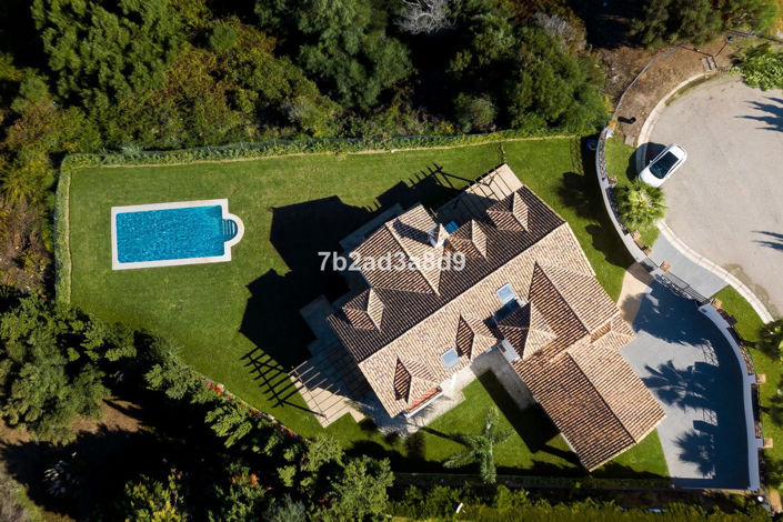 Image No.3-Villa de 6 chambres à vendre à Malaga