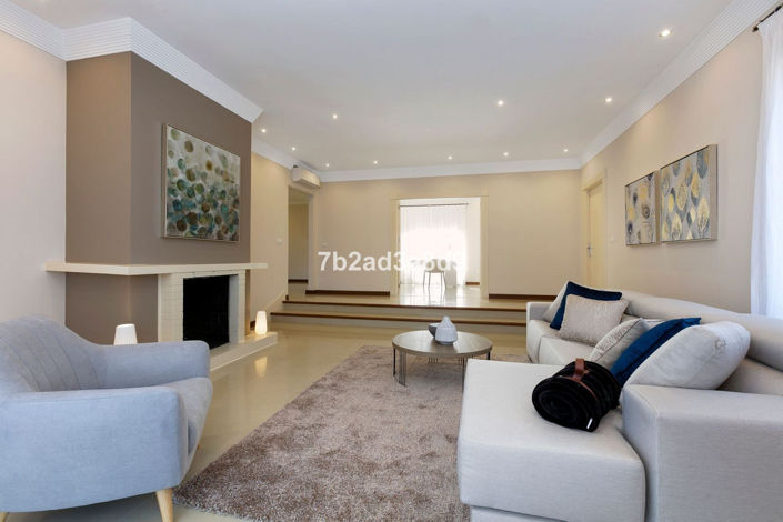 Image No.7-6 Bed Villa for sale