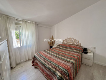 15-11d12f2f454f2f5e9b981fdd8b901d51