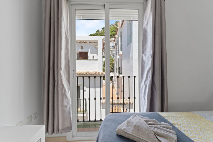 Image No.18-3 Bed Apartment for sale