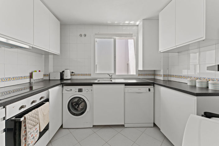 Image No.9-3 Bed Apartment for sale