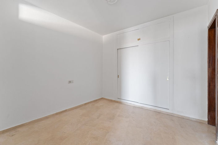 Image No.9-1 Bed Apartment for sale