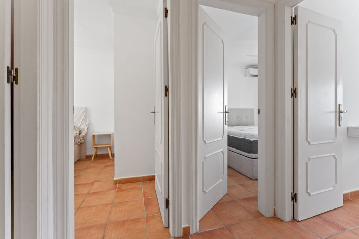 Image No.17-3 Bed Townhouse for sale