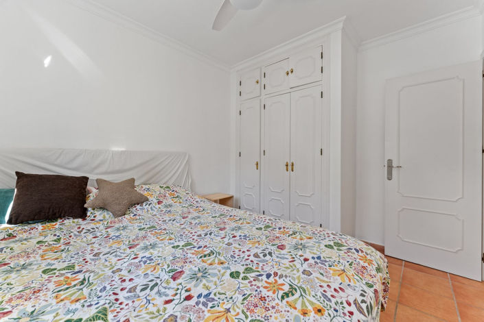 Image No.26-3 Bed Townhouse for sale