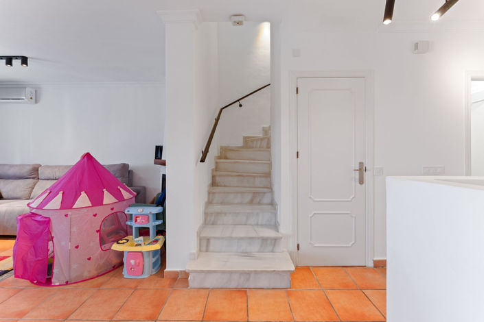 Image No.9-3 Bed Townhouse for sale