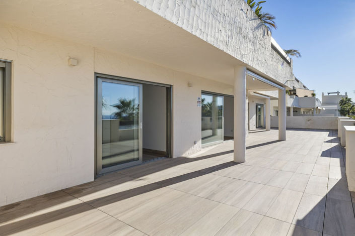 Image No.12-3 Bed Apartment for sale