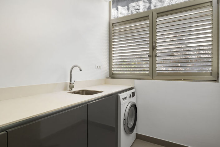 Image No.18-3 Bed Apartment for sale