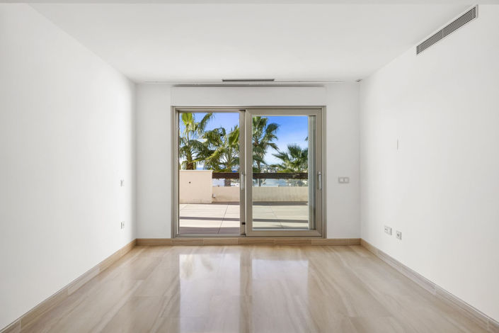 Image No.19-3 Bed Apartment for sale