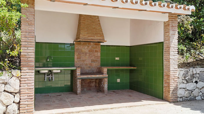 Image No.10-3 Bed Villa for sale