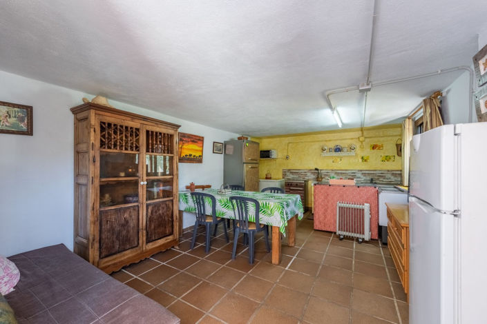 Image No.25-3 Bed Apartment for sale