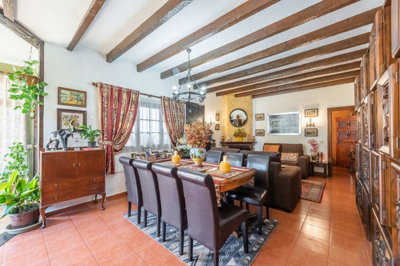 8-e64a9055bba3e77ac8aca3b893cdf826