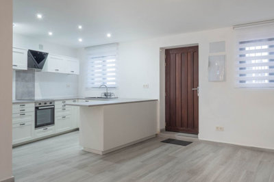 1-7980e48d732b6fc85c14b43b94d2aa54