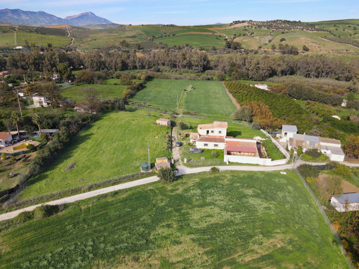 Image No.6-5 Bed Finca for sale