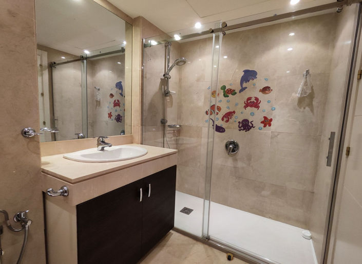 Image No.14-3 Bed Apartment for sale