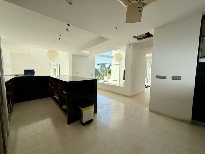 Image No.12-4 Bed Villa for sale