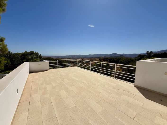 Image No.18-4 Bed Villa for sale