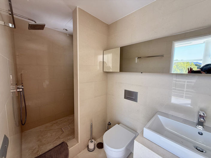 Image No.22-4 Bed Villa for sale