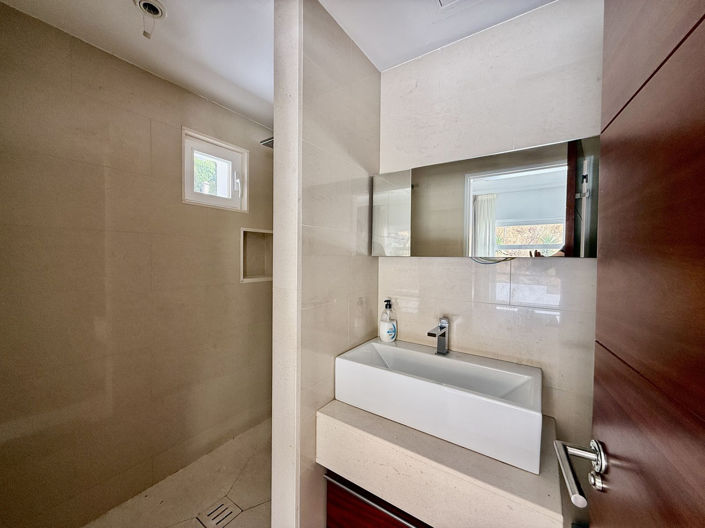 Image No.25-Villa de 4 chambres à vendre à Valtocado