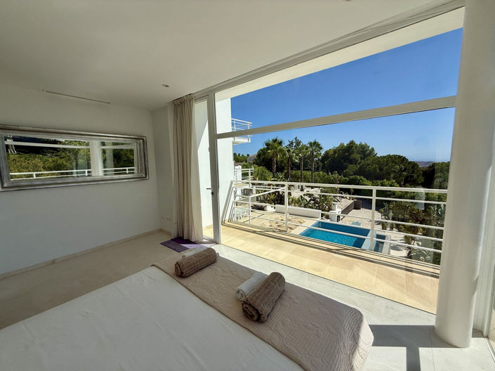 Image No.30-4 Bed Villa for sale