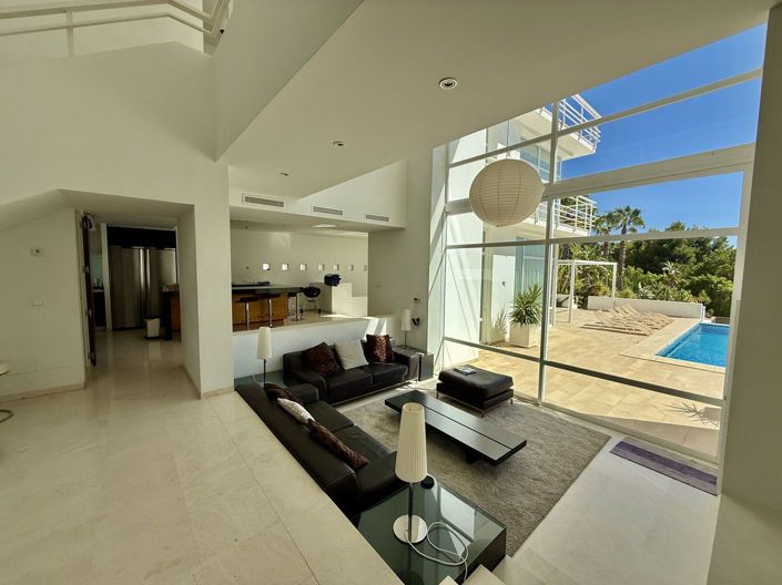 Image No.4-4 Bed Villa for sale