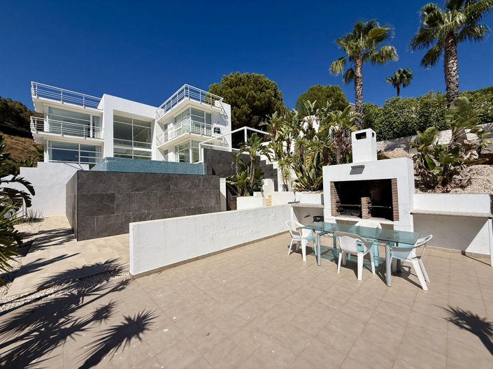 Image No.42-4 Bed Villa for sale