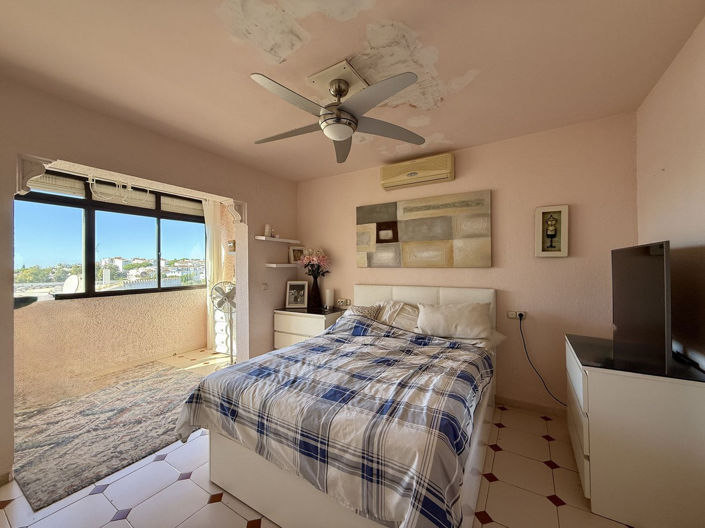 Image No.19-3 Bed Villa for sale