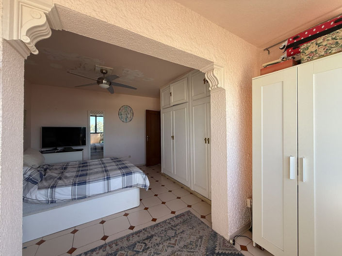 Image No.21-3 Bed Villa for sale