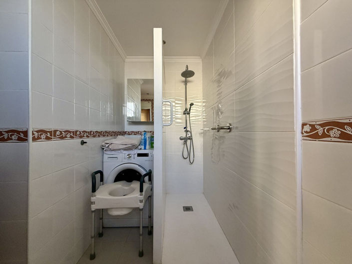 Image No.32-3 Bed Villa for sale